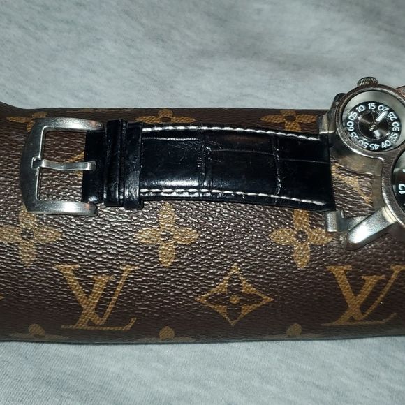 Oulm 3 Face HUGE Men's Analog Quartz Watch Leather Band Silver Cases Black Faces - Picture 5 of 9